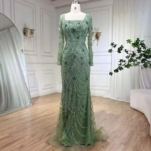 Elegant Green Evening Gown